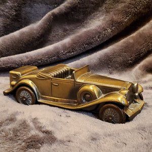 Banthrico "1930 Cadillac" Coin Bank Heavy Diecast Wheels Roll Collector Item